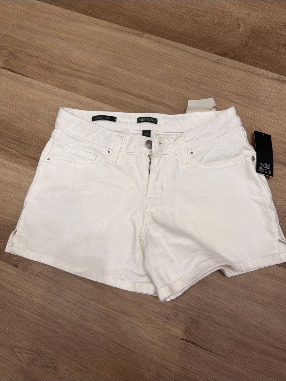 NWT Wild Fable Off-White Short & Sweet Shorts - Size 0